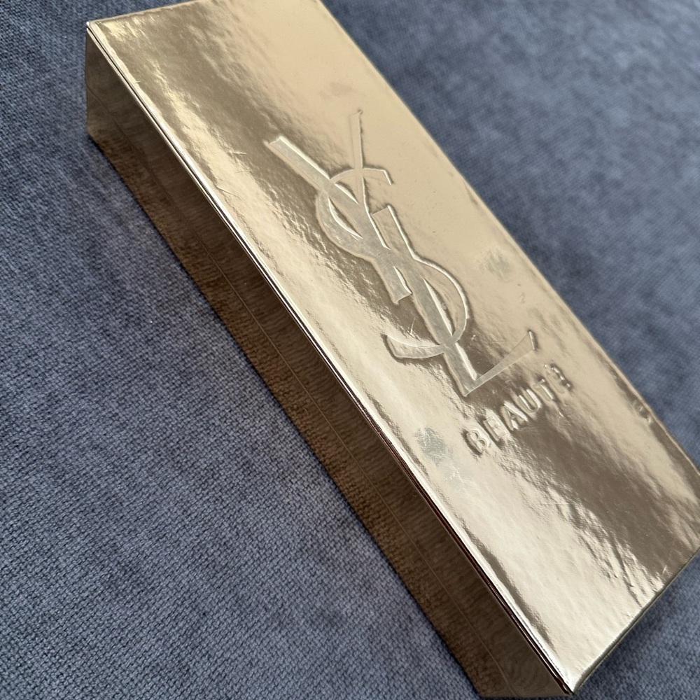 Yves Saint Laurent Gold Metallic Makeup Palette Case